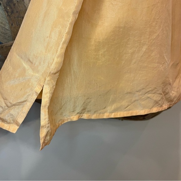 Talbots Petites 100% Silk Short Puffed Sleeve Blouse Size Small - Picture 3 of 10